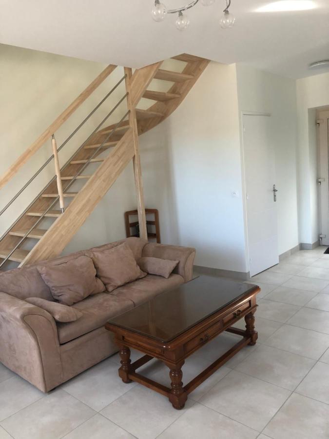 Résidence Merlin Saint-Malon-sur-Mel Exterior foto