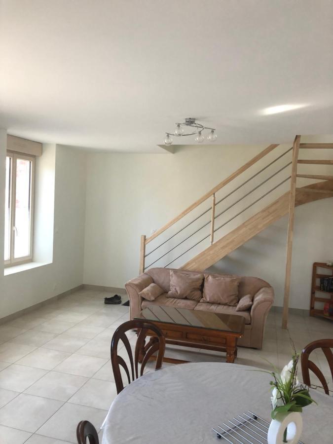 Résidence Merlin Saint-Malon-sur-Mel Exterior foto