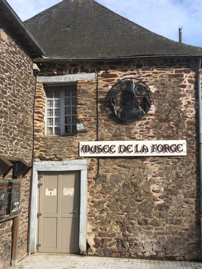 Résidence Merlin Saint-Malon-sur-Mel Exterior foto
