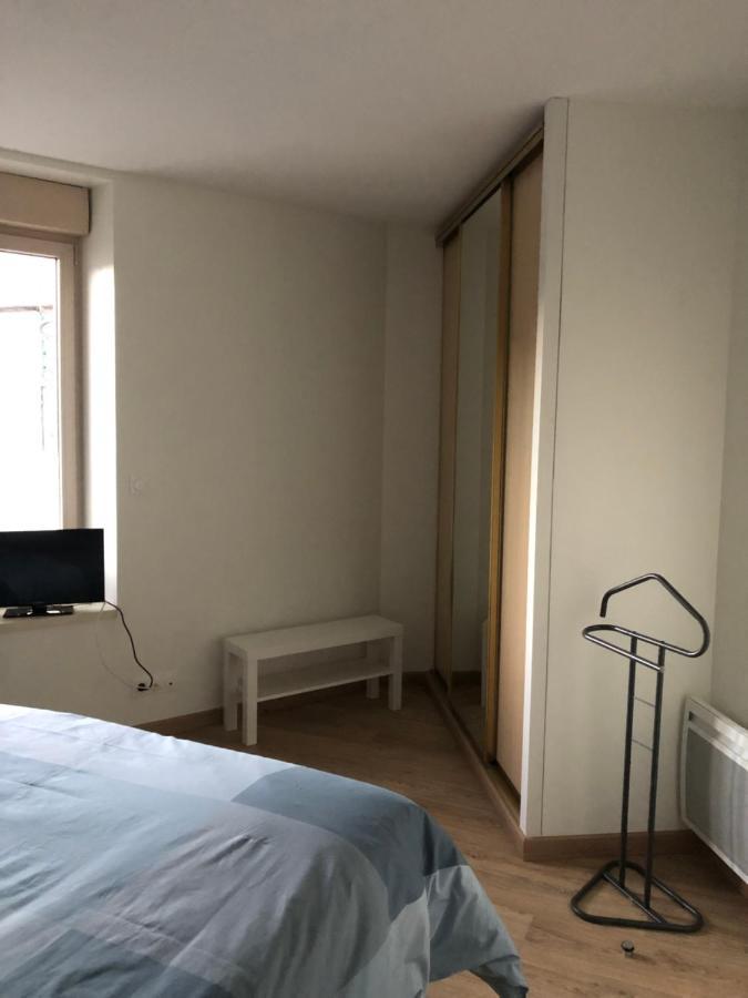 Résidence Merlin Saint-Malon-sur-Mel Exterior foto